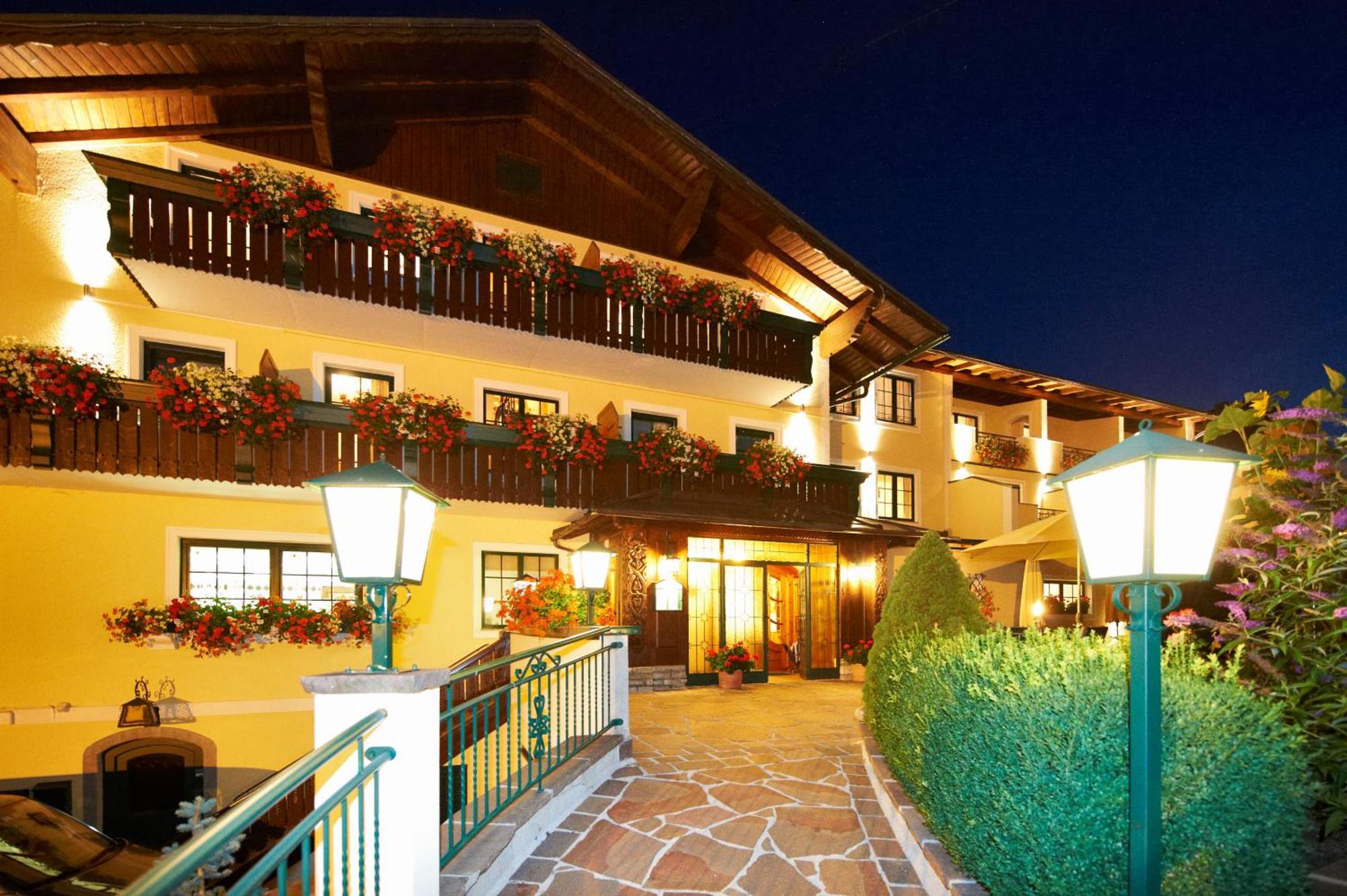 Hotel Martin Ramsau am Dachstein Exterior photo